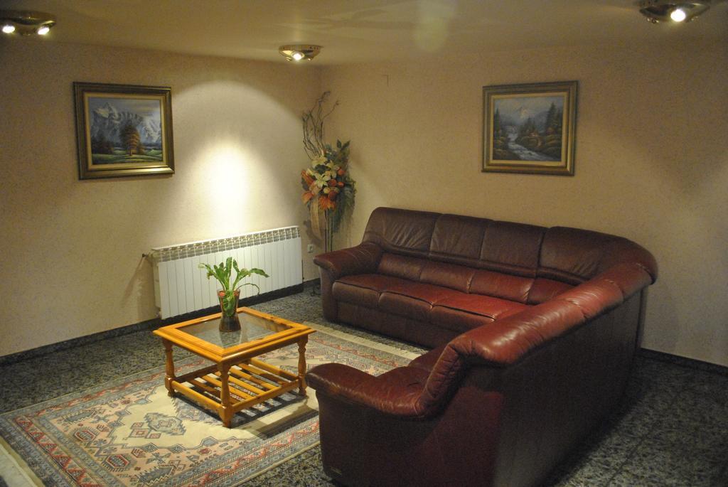 Hostal El Violi كارذونا المظهر الخارجي الصورة